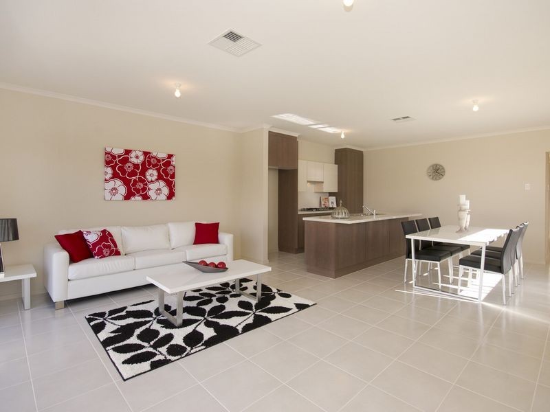 3 Dunedin Avenue, Hillcrest SA 5086