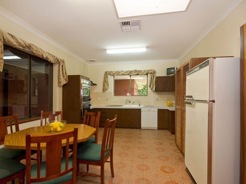 36 Thomson Avenue, Rostrevor SA 5073