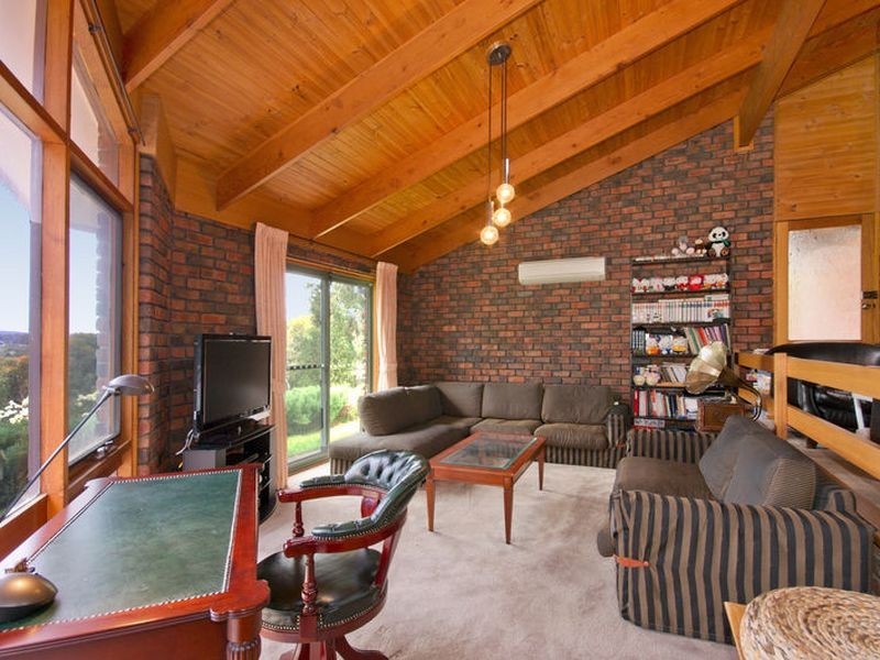 51 Gleneagles Road, Mount Osmond SA 5064