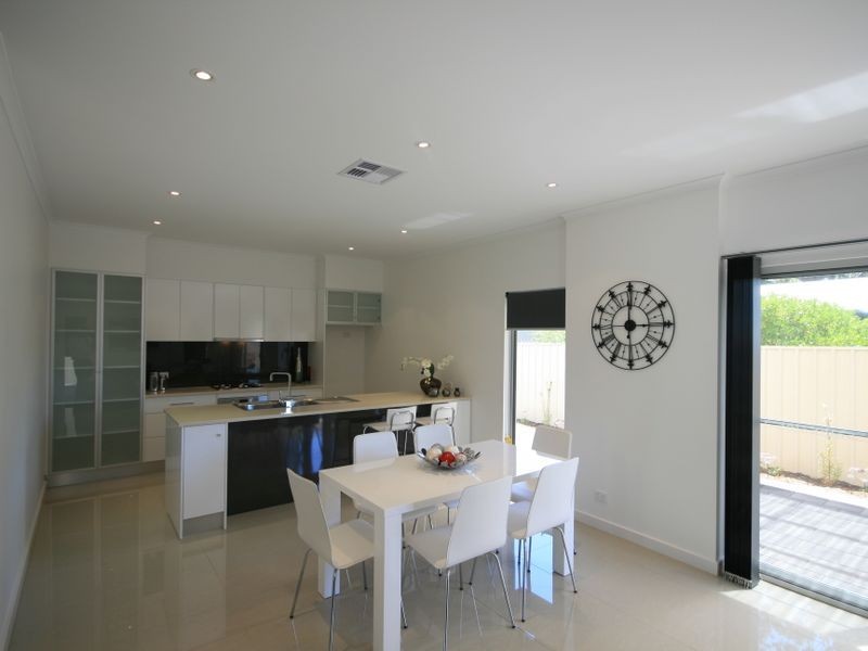 15B Mary Crescent, Newton SA 5074