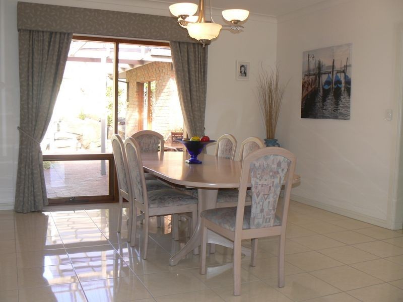 8 Cooinda Crescent, Athelstone SA 5076