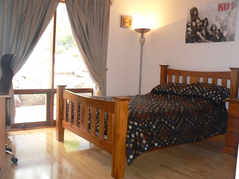 8 Cooinda Crescent, Athelstone SA 5076