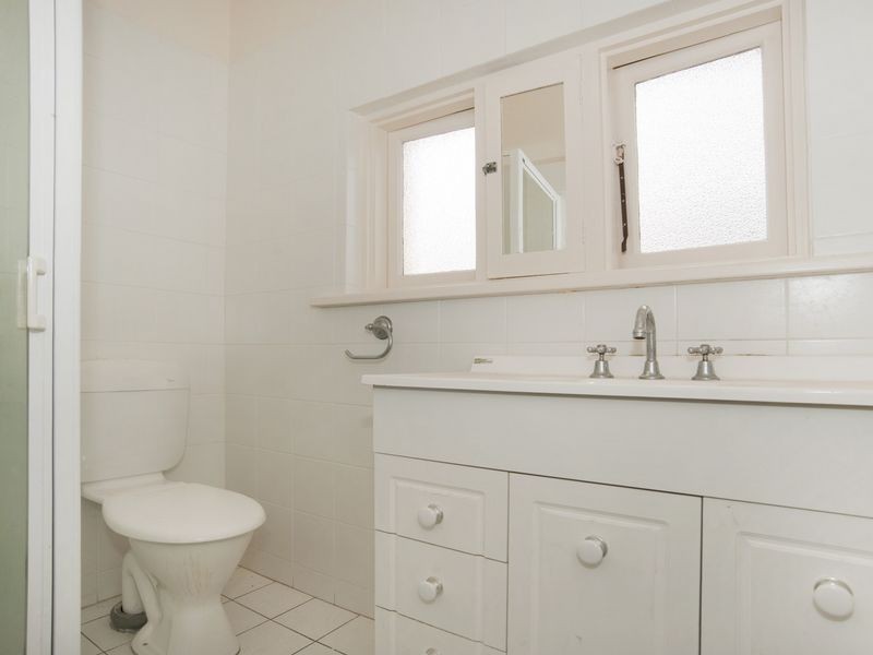 1 & 2/4 Karawirra Avenue, Rostrevor SA 5073