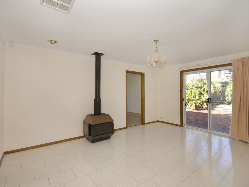 20 Parkwood Grove, Paradise SA 5075