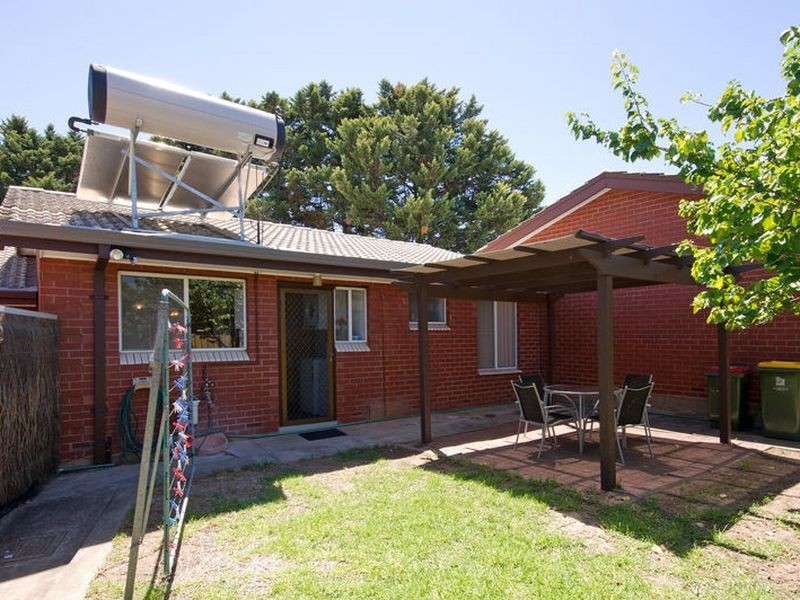 2/61 Valiant Road, Holden Hill SA 5088