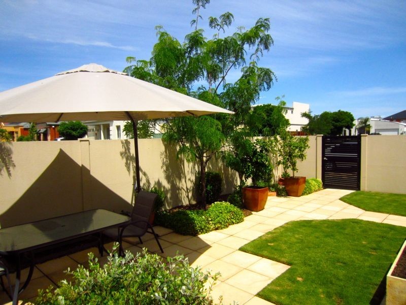 33 Windermere Crescent, Mawson Lakes SA 5095