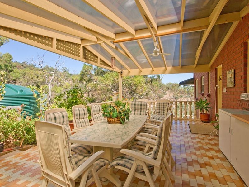 49 Coach Road, Skye SA 5072