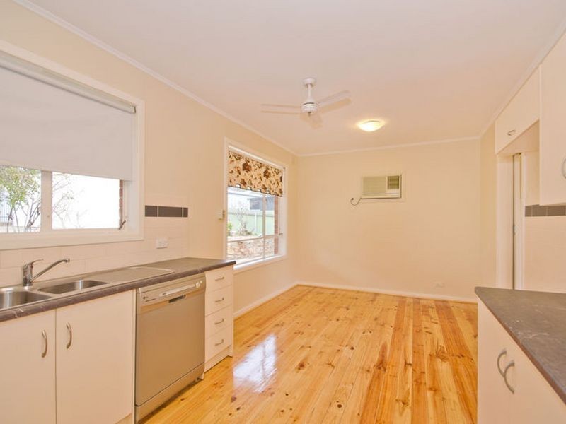 15 Cremin Street, Fairview Park SA 5126