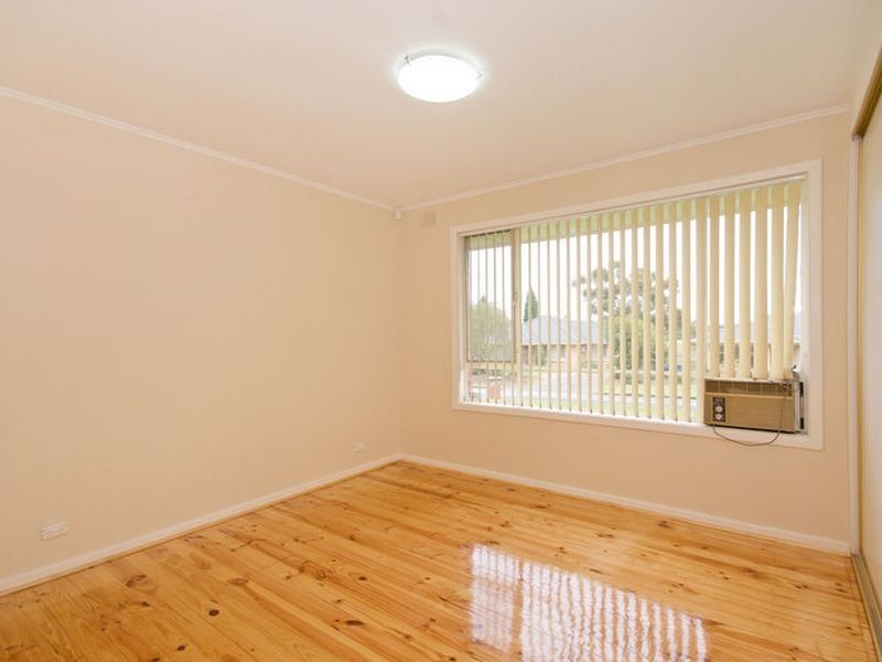 15 Cremin Street, Fairview Park SA 5126