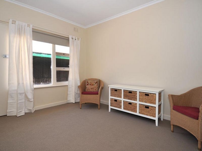 2 & 4/57 Seventh Avenue, St Peters SA 5069