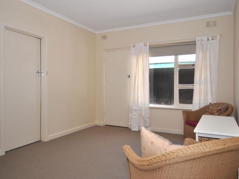 2 & 4/57 Seventh Avenue, St Peters SA 5069