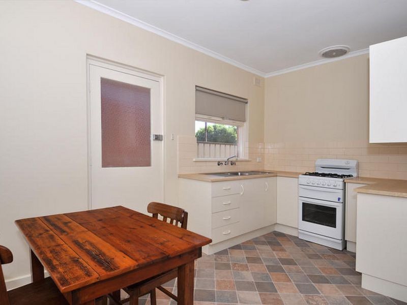 2 & 4/57 Seventh Avenue, St Peters SA 5069