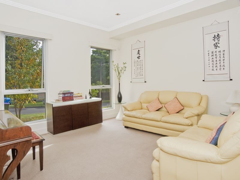 2 Vansittart Place, Beaumont SA 5066