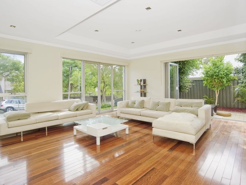 2 Vansittart Place, Beaumont SA 5066