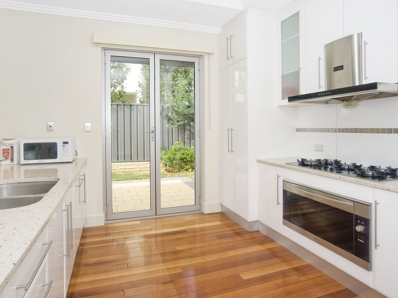 2 Vansittart Place, Beaumont SA 5066
