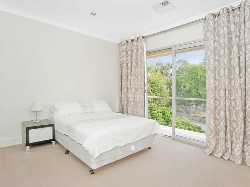 2 Vansittart Place, Beaumont SA 5066