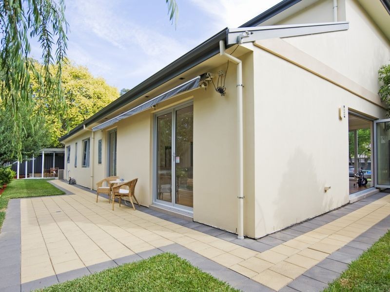 2 Vansittart Place, Beaumont SA 5066