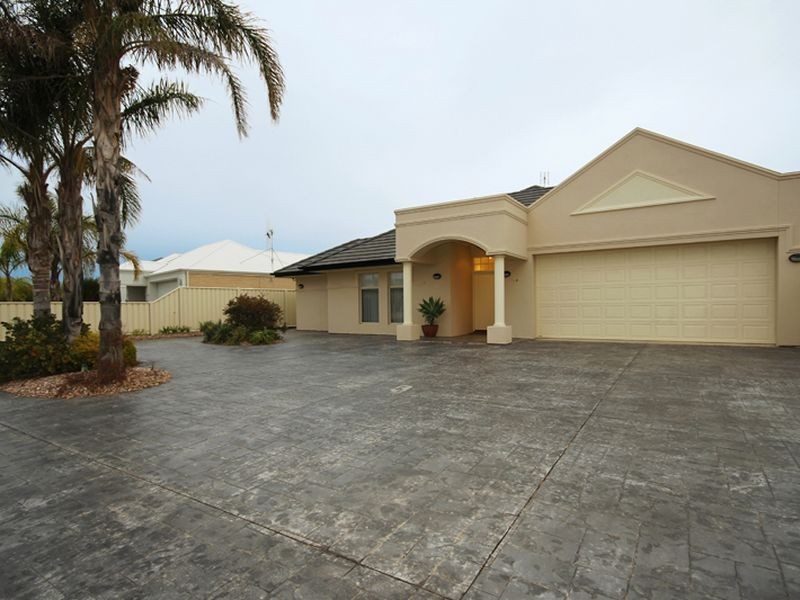 93 Gilmore Crescent, Wallaroo SA 5556