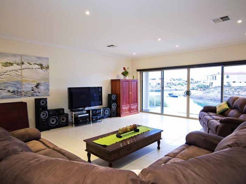 93 Gilmore Crescent, Wallaroo SA 5556