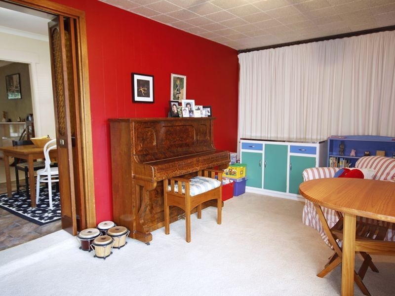 13 Lomman Avenue, Newton SA 5074