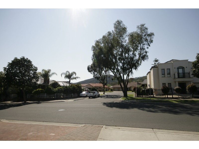 118 Stradbroke Road, Rostrevor SA 5073