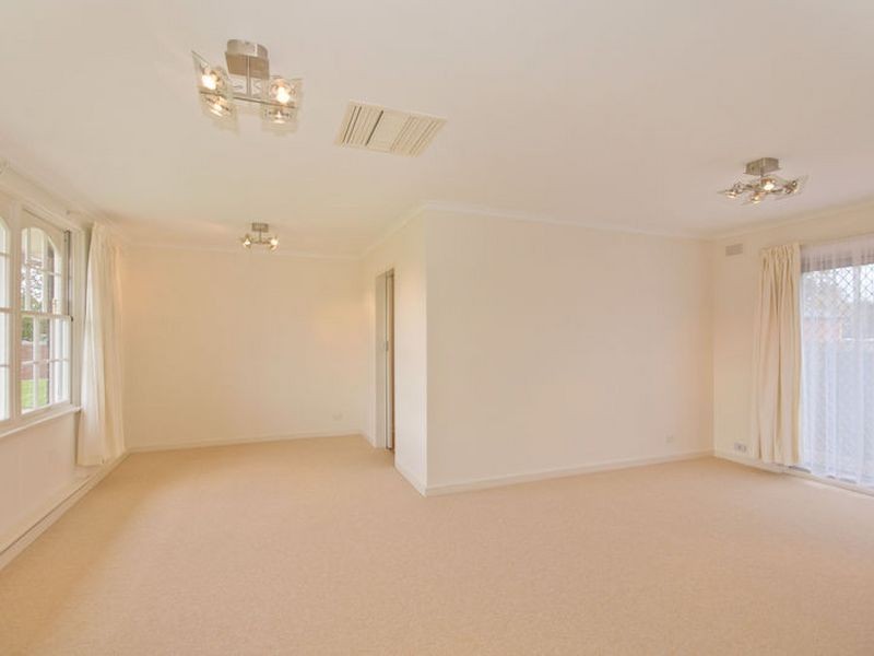 2/2 Philip Place, Vale Park SA 5081