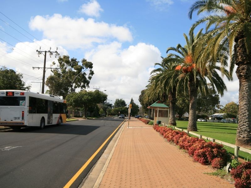 2/2 Philip Place, Vale Park SA 5081