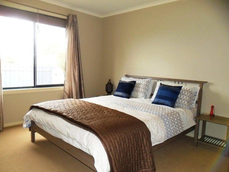 5 Foster Place, Goolwa SA 5214