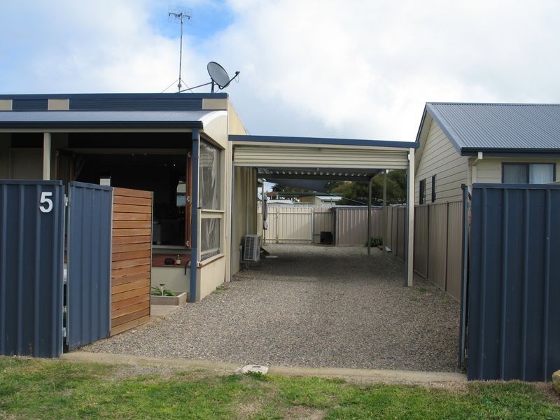 5 Foster Place, Goolwa SA 5214