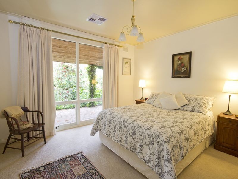 11 Redgum Drive, Belair SA 5052