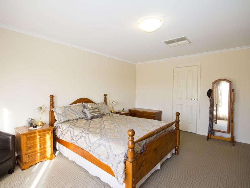 5 Ruby Street, Hope Valley SA 5090