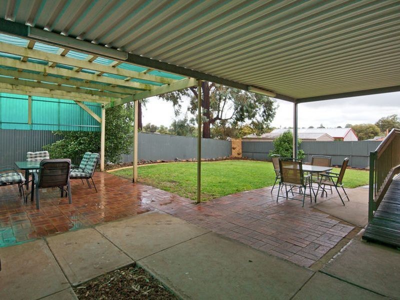 45 Marriott Avenue, Para Vista SA 5093