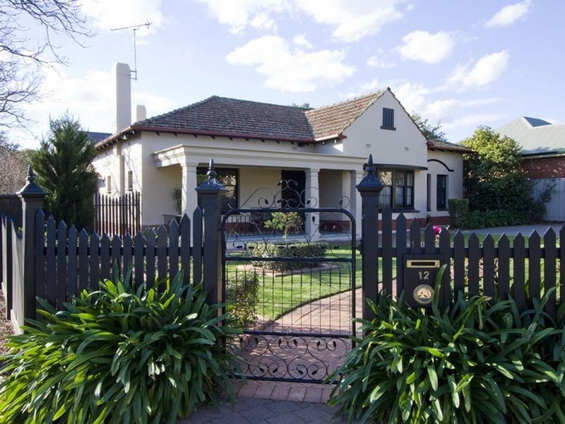 12 Auburn Avenue, Myrtle Bank SA 5064