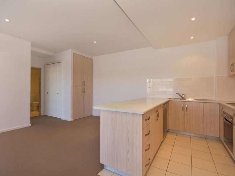 11W/18-20 Main Street, Mawson Lakes SA 5095