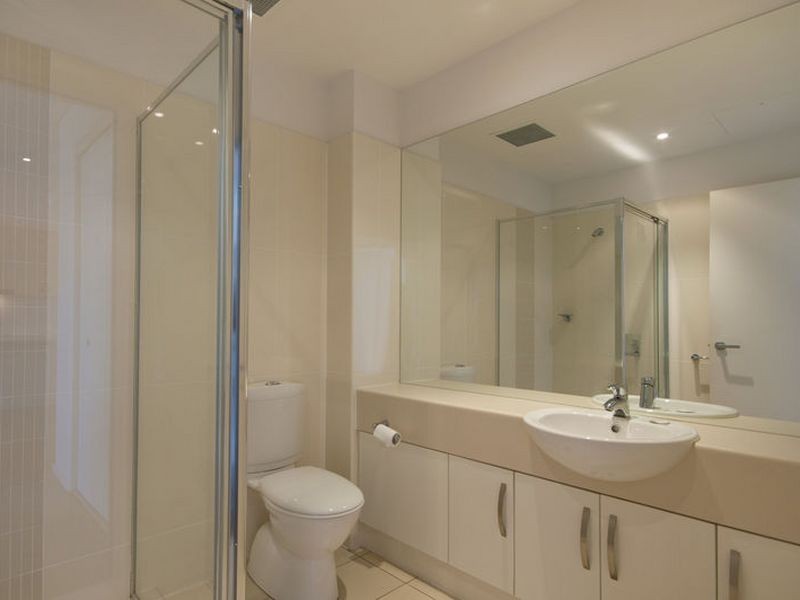 11W/18-20 Main Street, Mawson Lakes SA 5095