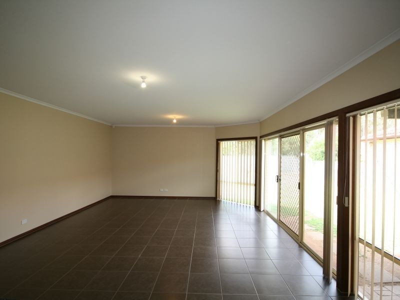 17 Range Road, Paradise SA 5075