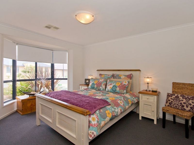 9 Sand Street, Seaford Meadows SA 5169