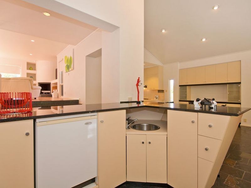 1 Hakea Avenue, Athelstone SA 5076