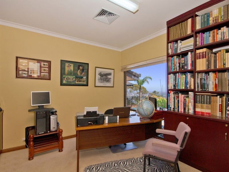 7 Seaview Road, Mount Osmond SA 5064