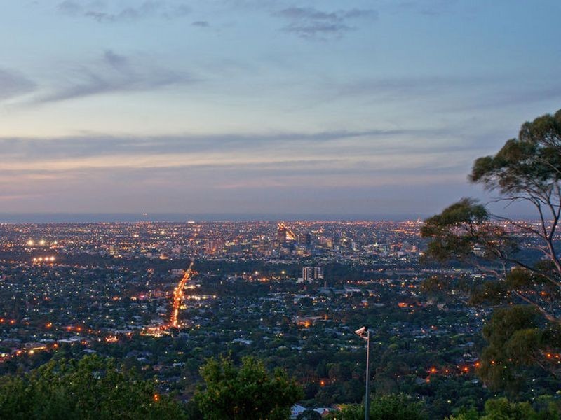 7 Seaview Road, Mount Osmond SA 5064