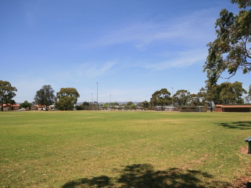 5A Westralia Street, Greenacres SA 5086