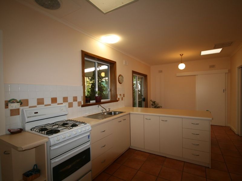 65 Leabrook Drive, Rostrevor SA 5073