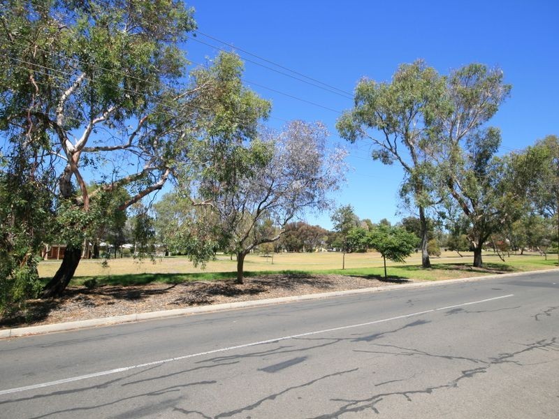 60 Oxford Street, Oakden SA 5086