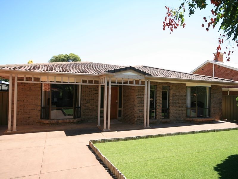 56 Eighth Avenue, St Peters SA 5069