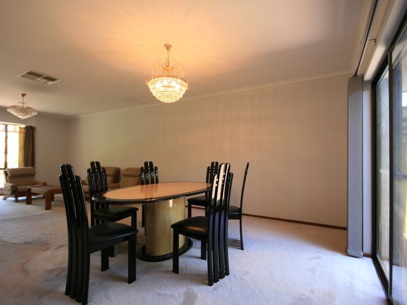 56 Eighth Avenue, St Peters SA 5069