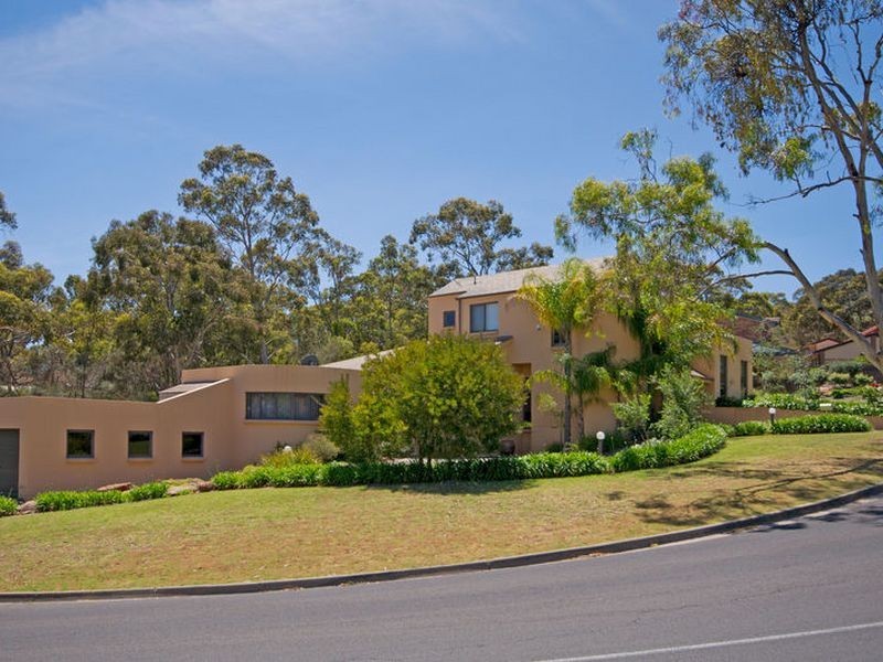 1 Hakea Avenue, Athelstone SA 5076