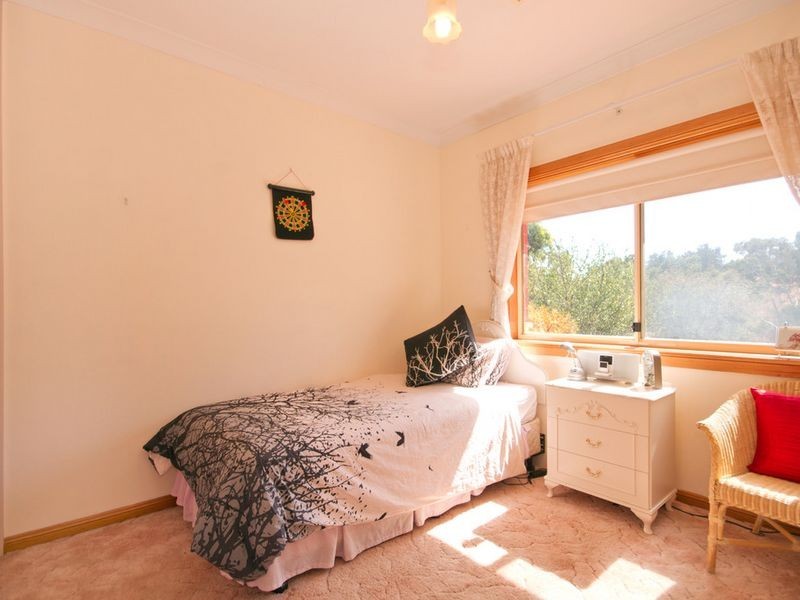 2 Rodeo Drive, Wynn Vale SA 5127