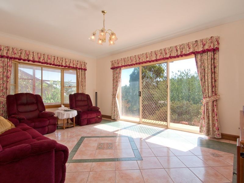 2 Rodeo Drive, Wynn Vale SA 5127