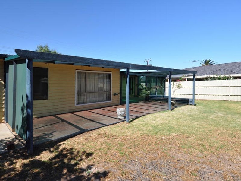 11 Stock Street, Aldinga Beach SA 5173