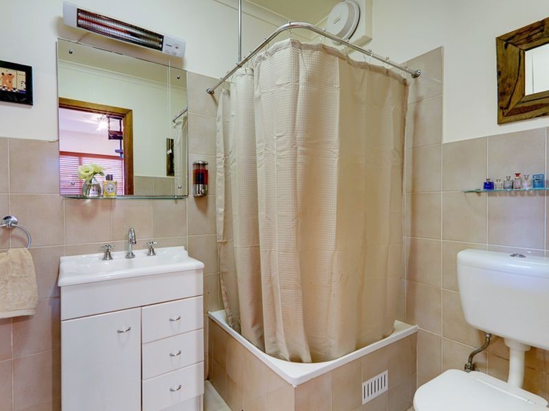 4/9-17 Boulton Mews (off Boulton St), North Adelaide SA 5006